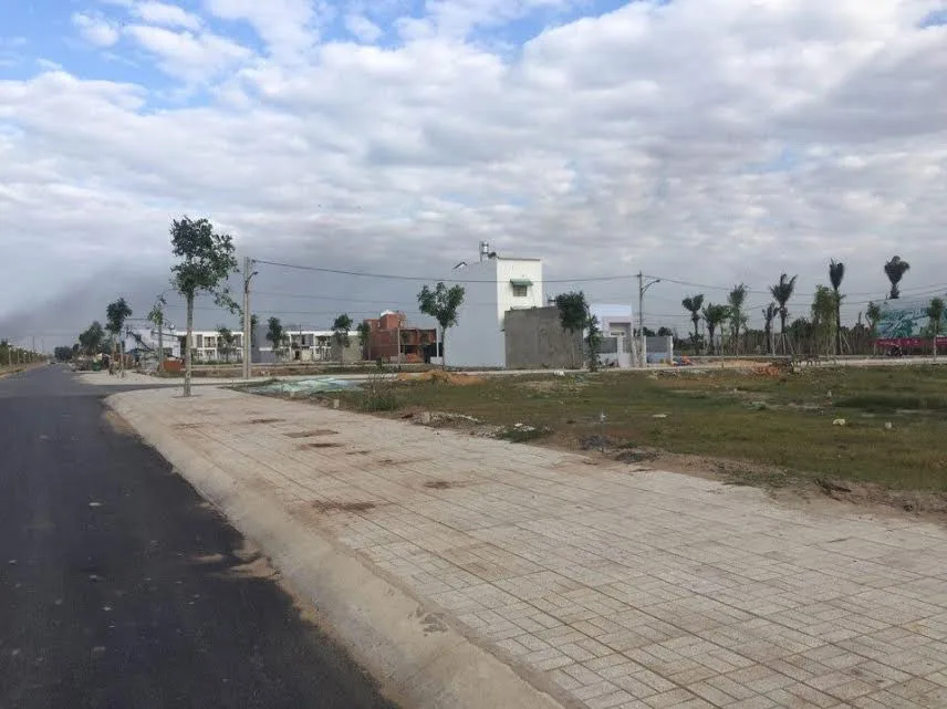 Công ty Cổ phần Thương mại Dịch vụ và Xây dựng Địa ốc Hòa Phú