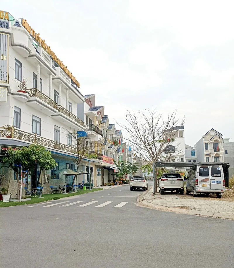 Công ty TNHH Thương mại và Dịch vụ Hoàng Trà My