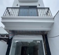 siêu phẩm kỳ thủy phú lương hà đông _ chưa đến 6 tỷ có ngay 50m đất thổ cư_ nhà đẹp ở ngay _ đường thông _ ô tô đánh võng vào nhà
pháp lý : sổ đẹp cất két