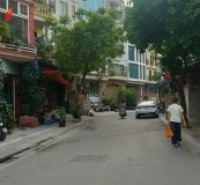 BÁN MẢNH ĐẤT LẠC LONG QUÂN, PHÂN LÔ, ÔTÔ TRÁNH, 75M2 GIÁ CHỈ 280 TRIỆU /M2