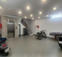 Chủ cần bán tòa CCMN phố An Dương-Tây Hồ 6 tầng, thang máy, nhà mới giá nhỉnh 15 tỷ.