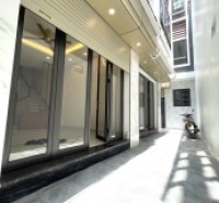 NHÀ MỚI LẠC LONG QUÂN, NGÕ THOÁNG-THÔNG, 5 TẦNG NHÀ MỚI Ở LUÔN GIÁ NHỈNH 8 TỶ