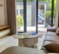 CHO THUÊ NHÀ MỚI 3 TẦNG 10 X 20M THỚI AN LÊ THỊ RIÊNG QUẬN 12 ĐƯỜNG XE TẢI