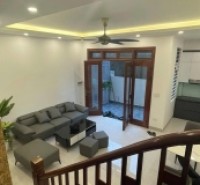 Thạch Bàn - 1 căn độc lập - Thang máy - Ô tô đỗ cửa - 48m chỉ 7.7 tỷ